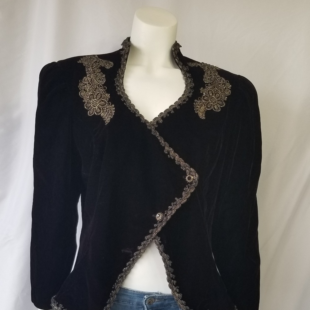 Vintage dark maroon velvet cropped jacket gold